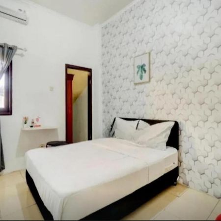 Reddoorz Near Plaza Araya Malang Hotel Blimbing  Eksteriør billede